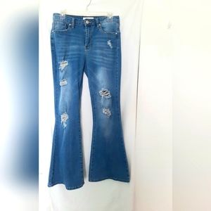 Almost Famous Women Denim Stretch Distressed Jeans Bell Button Wide Leg Size 9